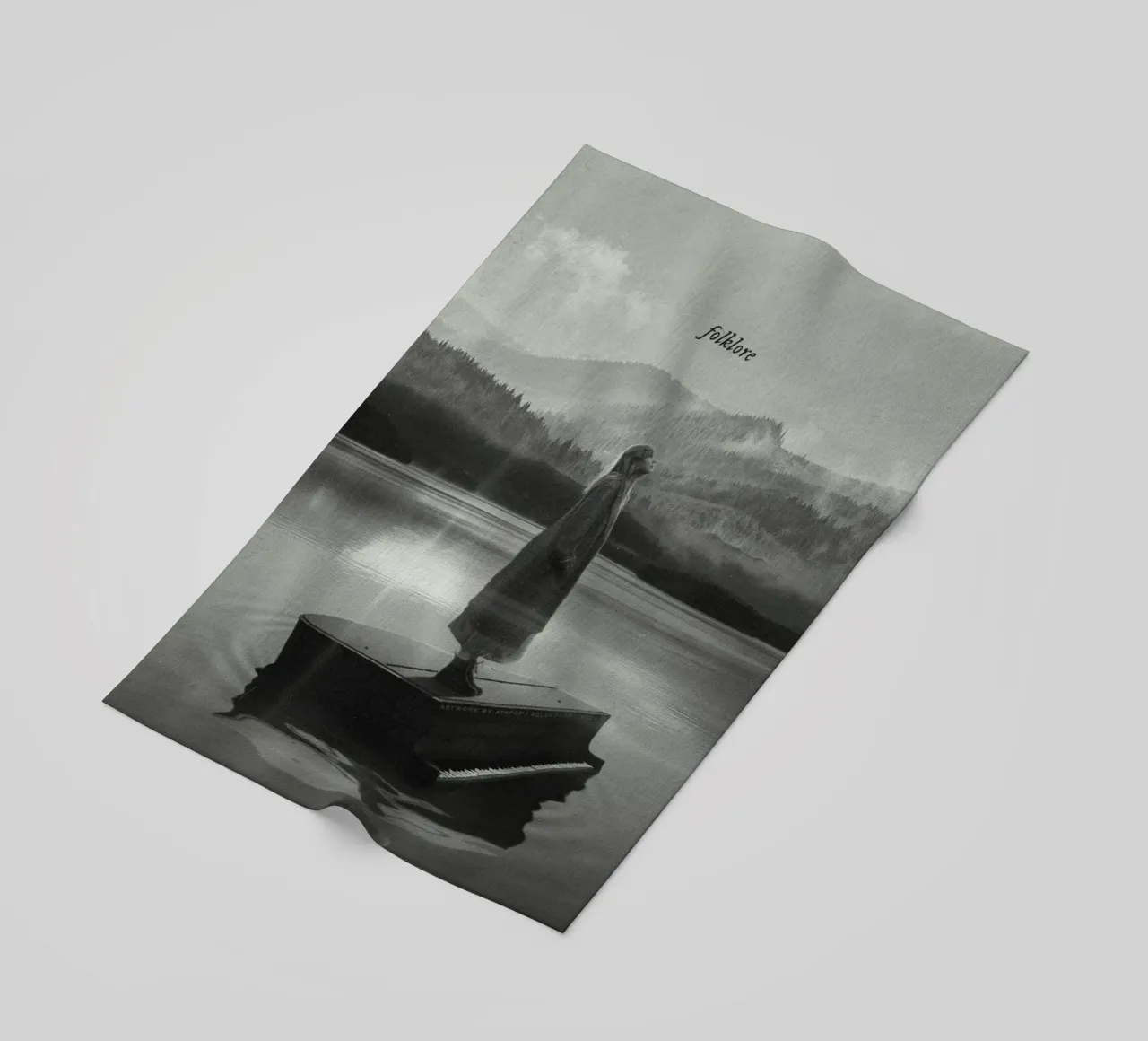 Folklore Bw Swift Strandtuch von AARON