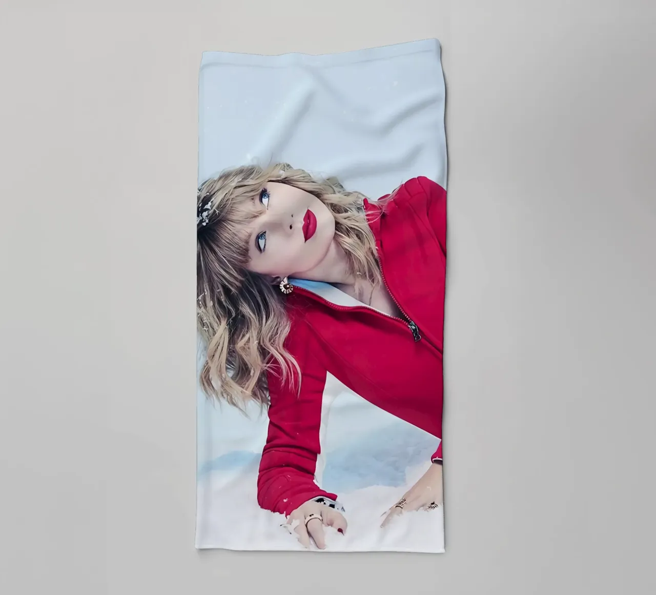 The Red Swift towel by AARON