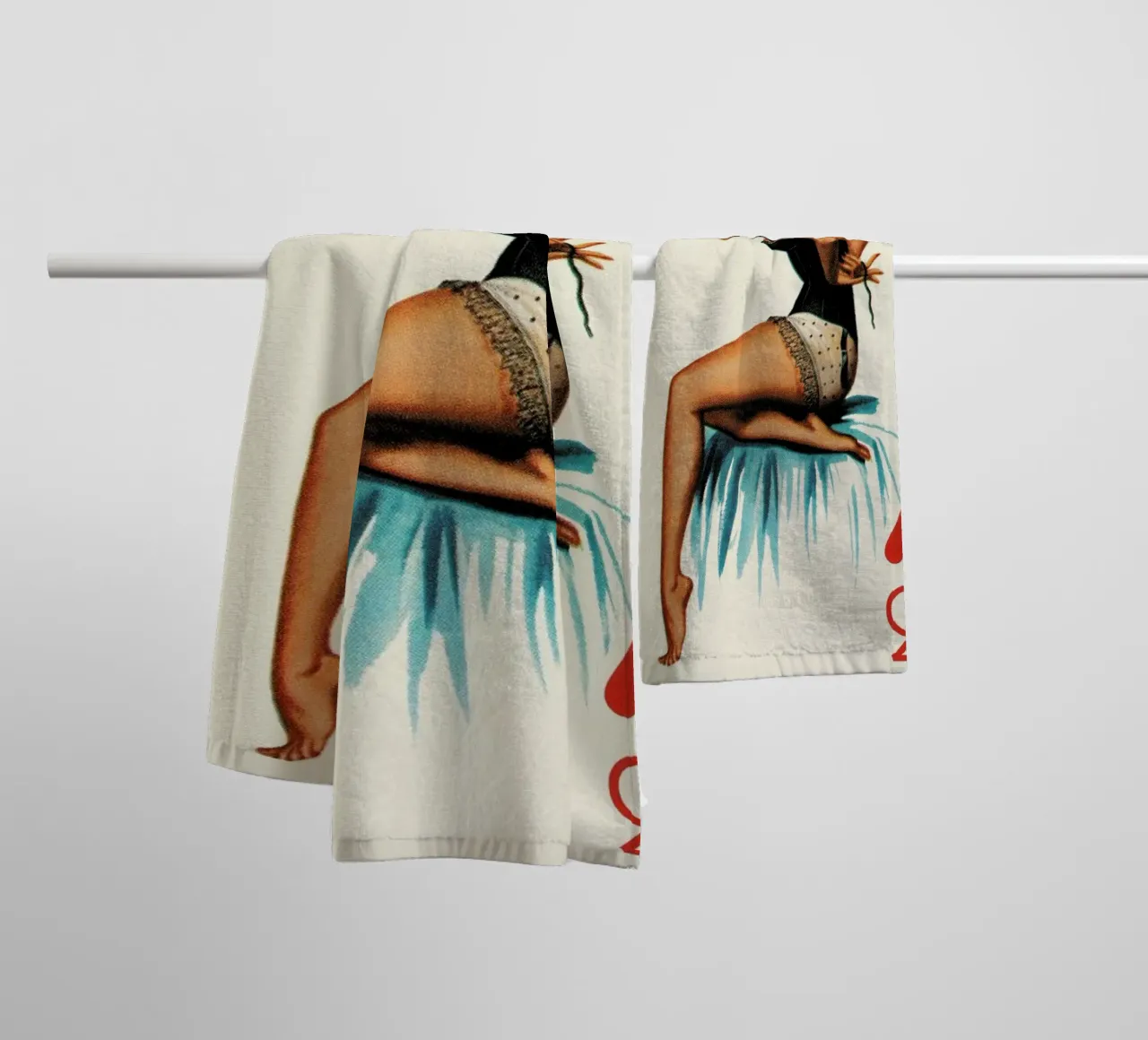 Just three buttons to go badhanddoek van Hemingway Design