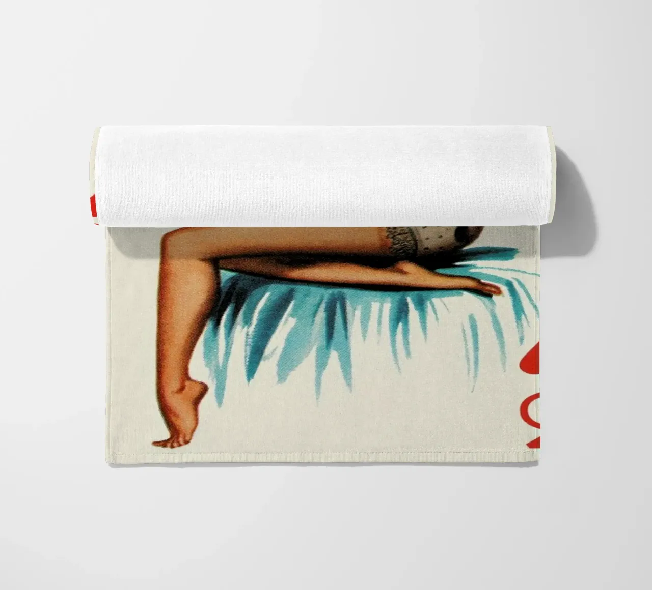 Just three buttons to go Strandtuch von Hemingway Design