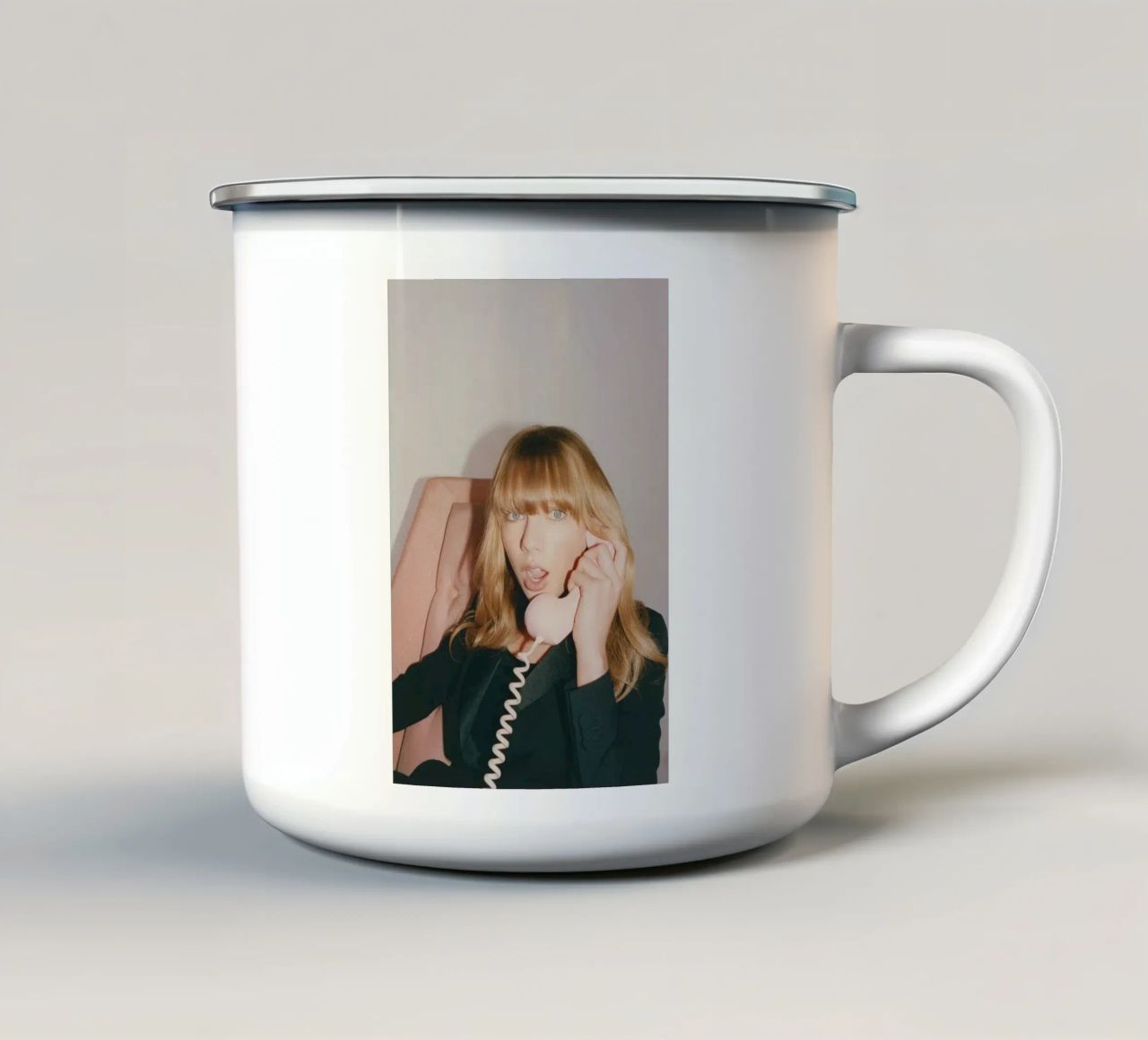 Telefono Shock Swift tazza in smalto da AARON