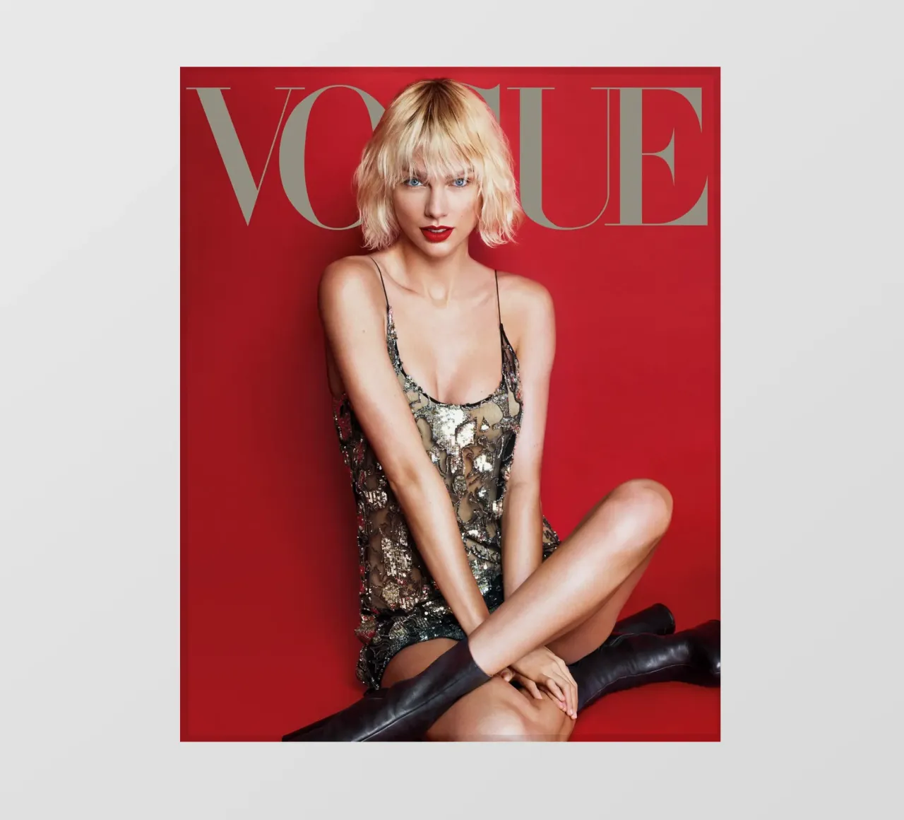 Vogue Swift rosso pellicola backlit da AARON