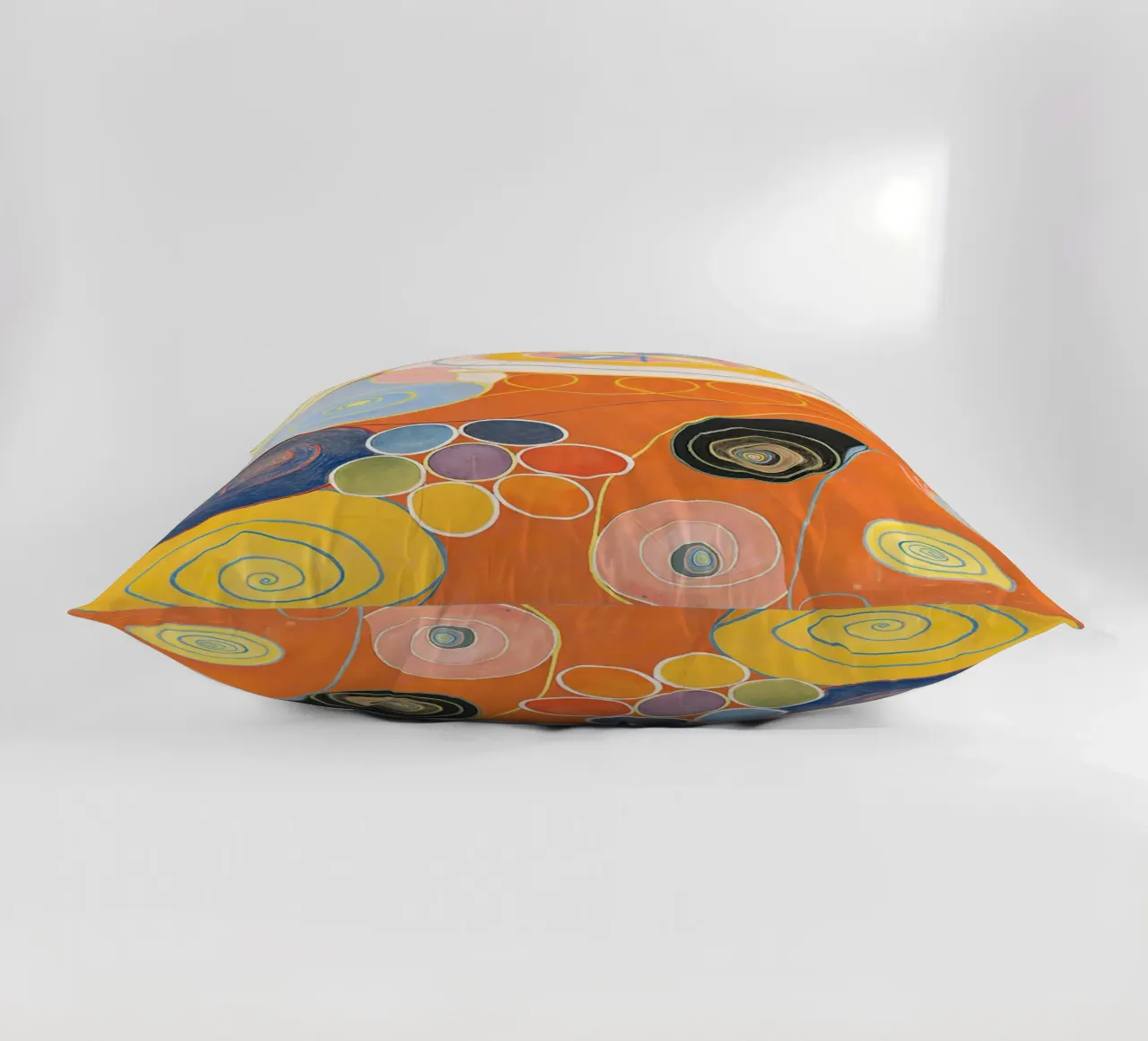 Hilma Af Klint - Los diez mayores (nº 3) cojín de Mirei Aguerro