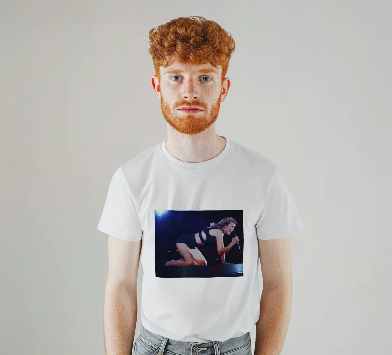 Singen im Konzert Swift T-Shirt von AARON