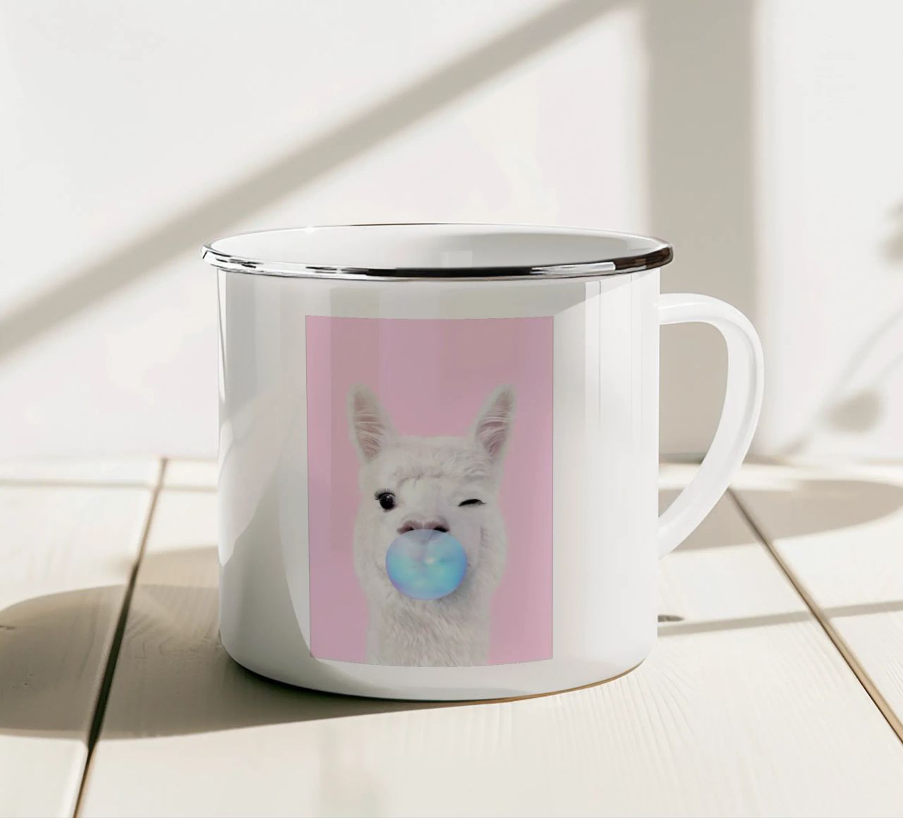 Bubblegum Lama tazza in smalto da Paul Fuentes Design