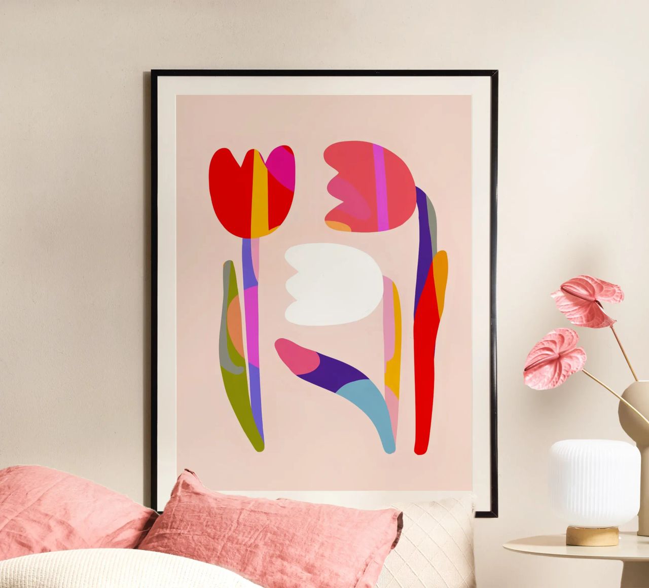 Trio de tulipes colorées - Art floral moderne d'inspiration rétro poster de Dominique Vari