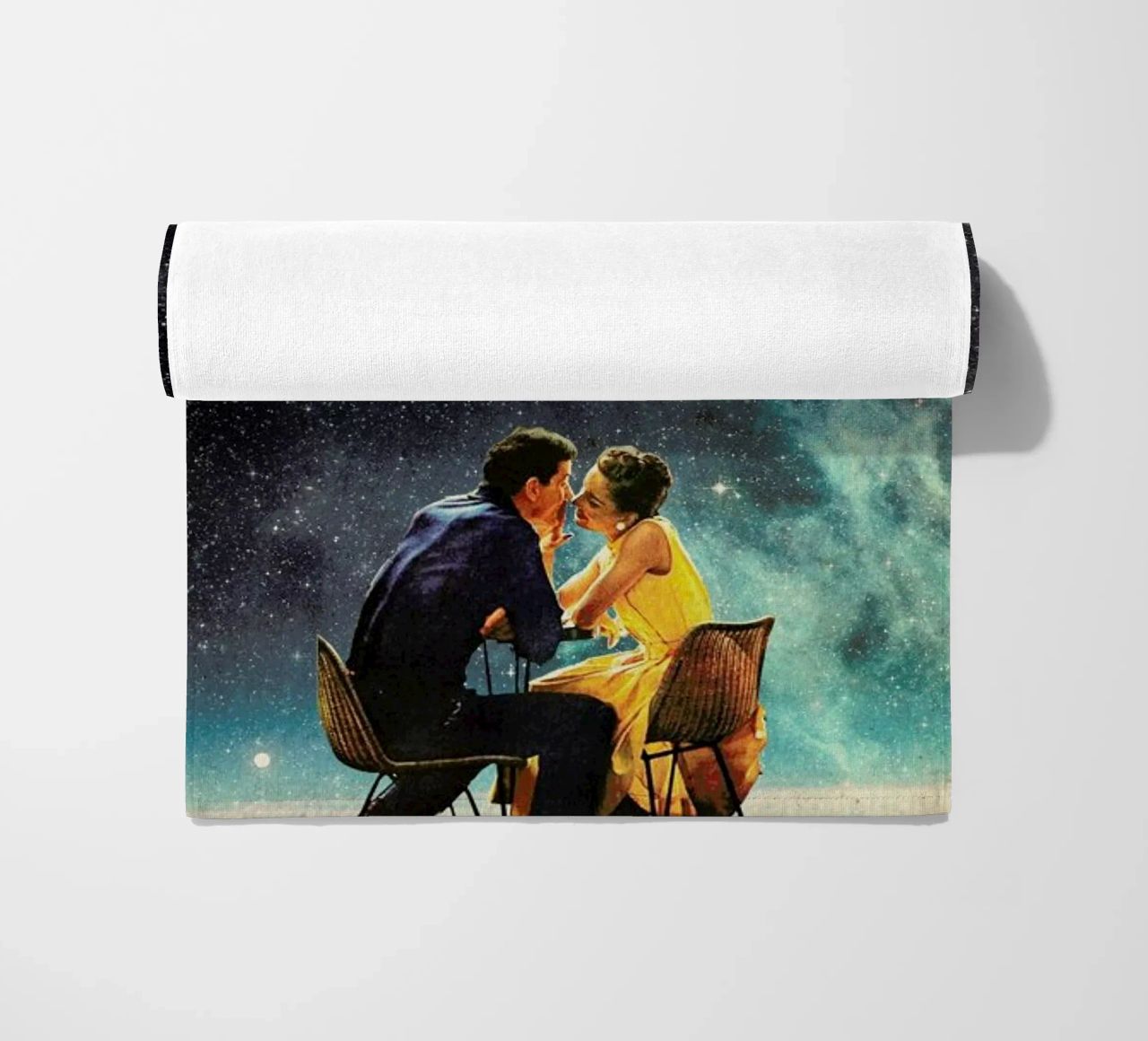 I'd Like To Take You To The Stars For A Second Date serviette de plage de Frank Moth
