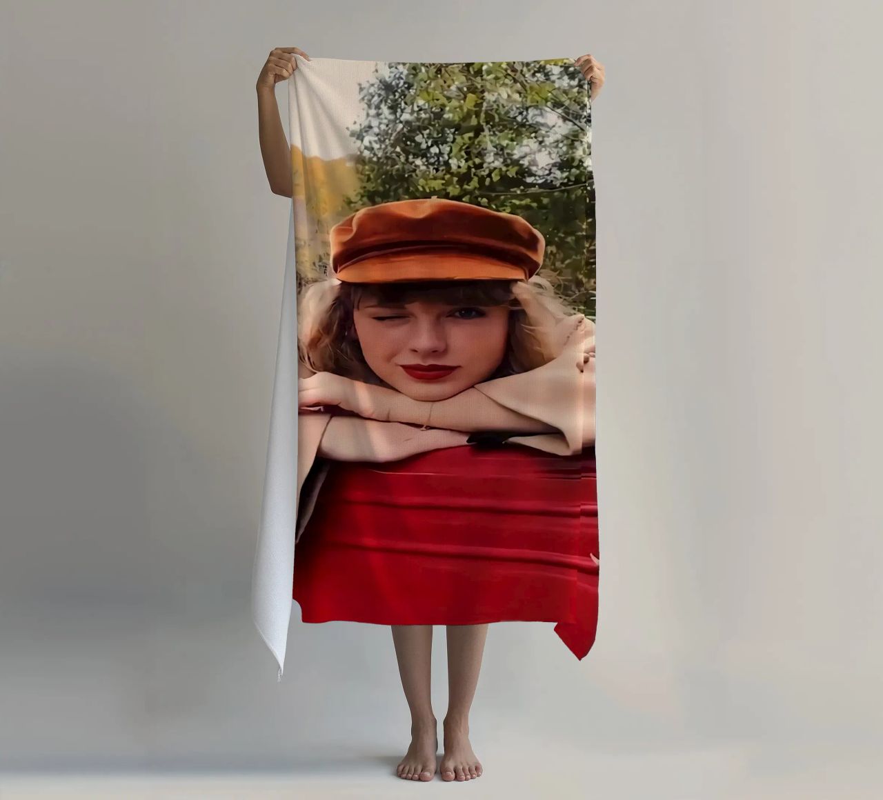 Mooie zangeres Taylor Gierzwaluwen strandhanddoek van Taylor collection