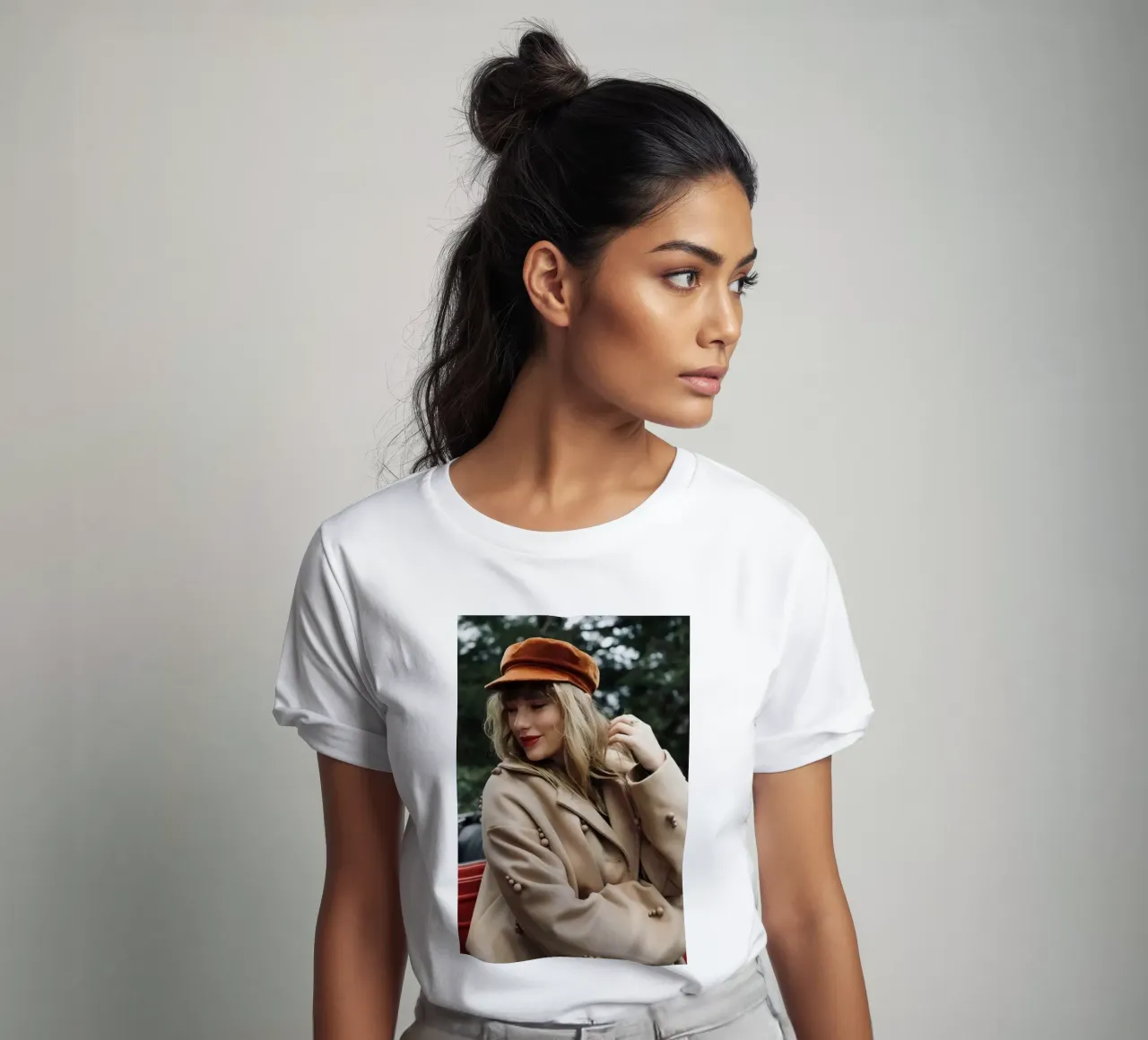 Smile Taylor Swifts t-shirt by Taylor collection