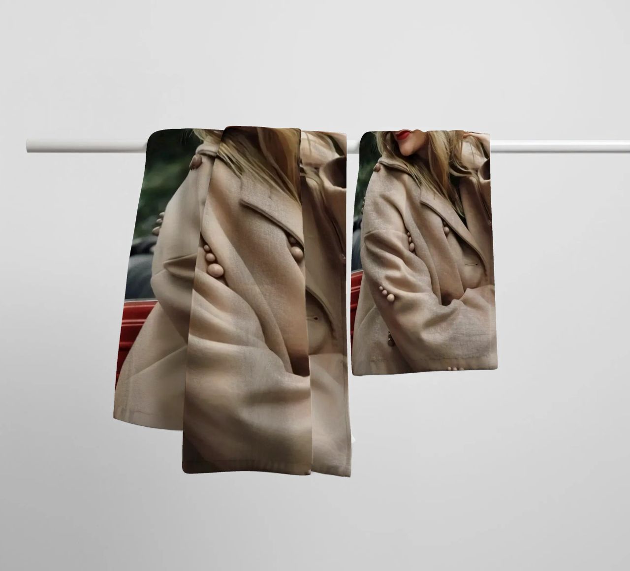 Glimlach Taylor Gierzwaluwen badhanddoek van Taylor collection