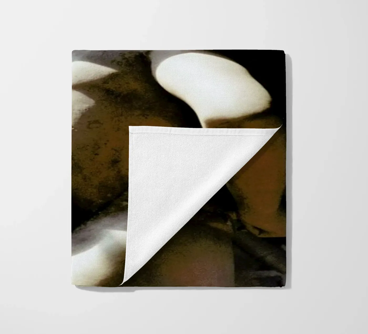 Komm beach towel by Picture On The Fridge