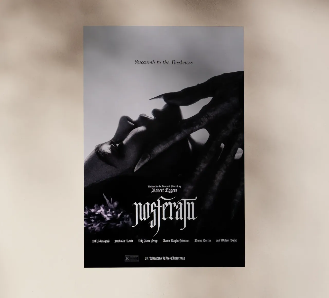 Nosferatu pellicola backlit da Attaboy Dsgn