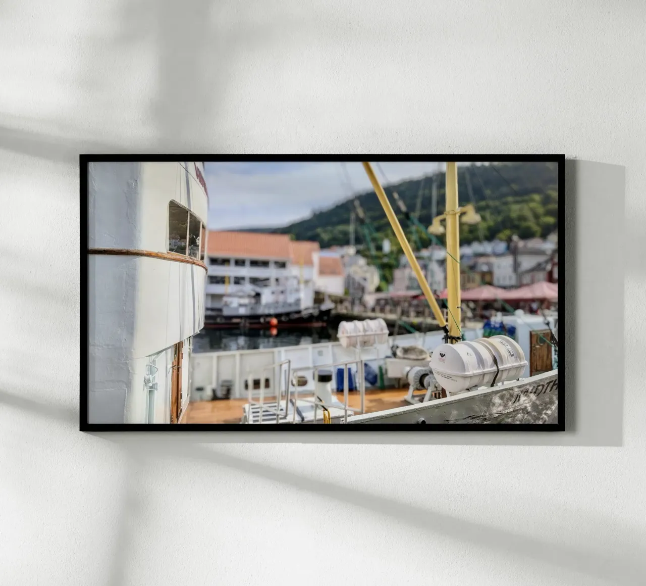 Bergen, Norvegia, motivo 2 poster con telaio in legno da ZAMART - Fotografie