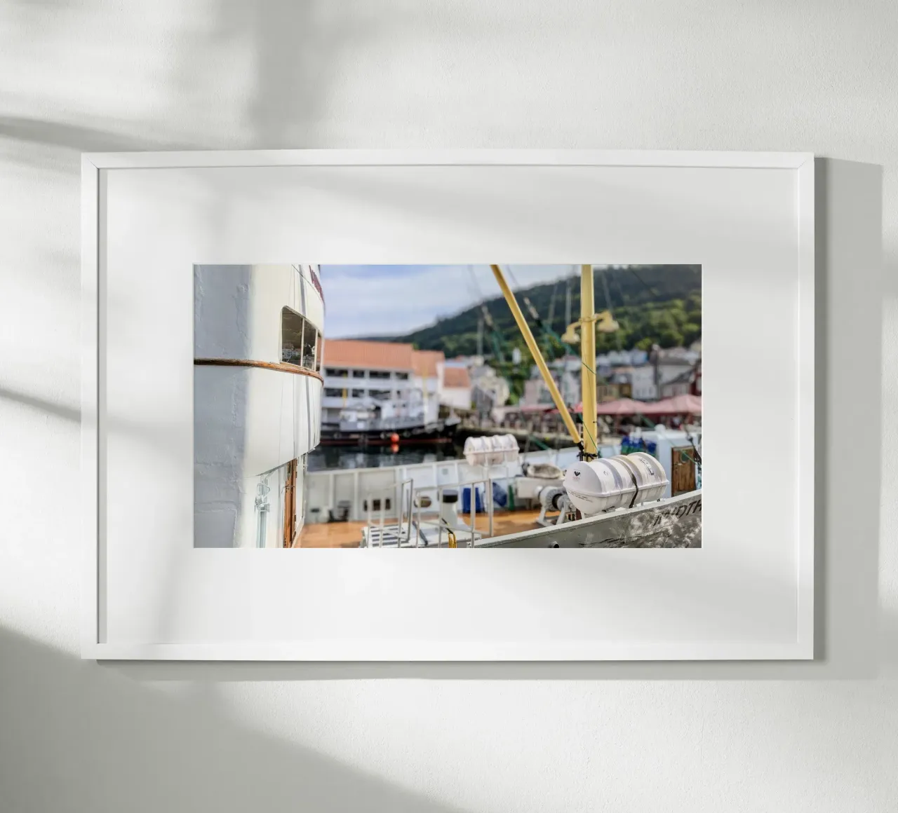 Bergen, Norvegia, motivo 2 poster con telaio in legno da ZAMART - Fotografie