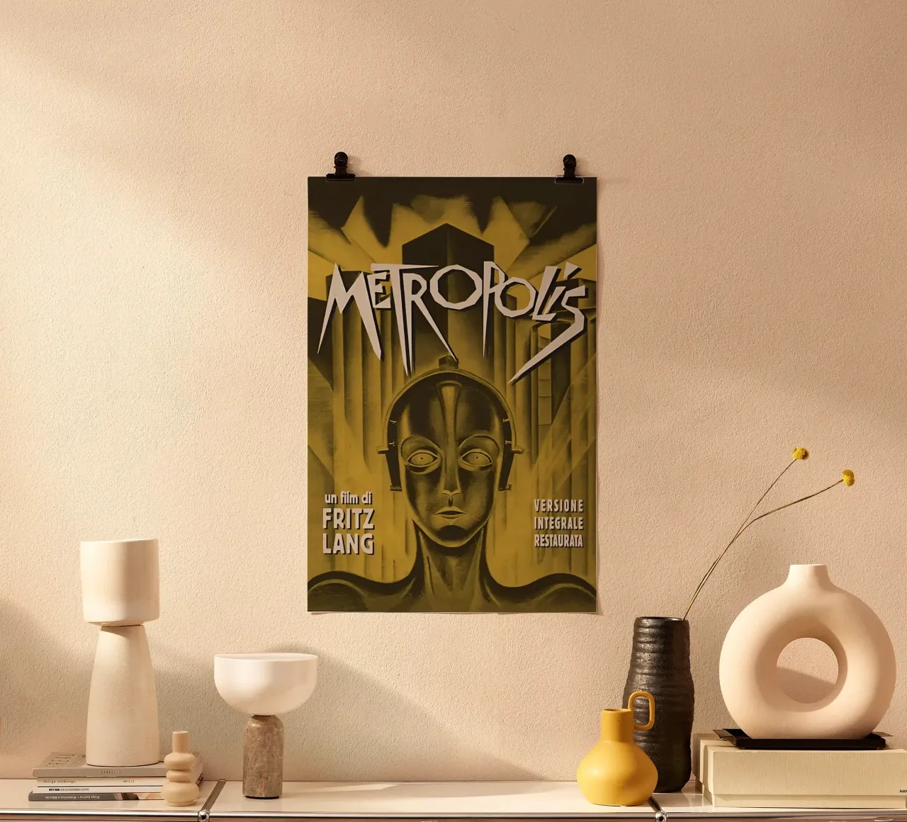Metropolis poster con telaio in plastica da Attaboy Dsgn