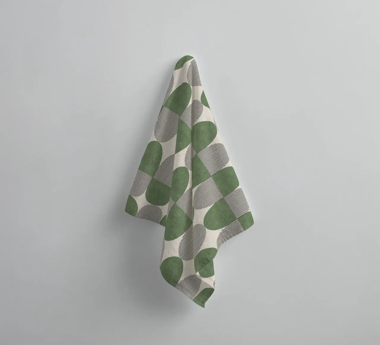 Half-circle Stripes Pattern - Green towel by MoonlightPrint