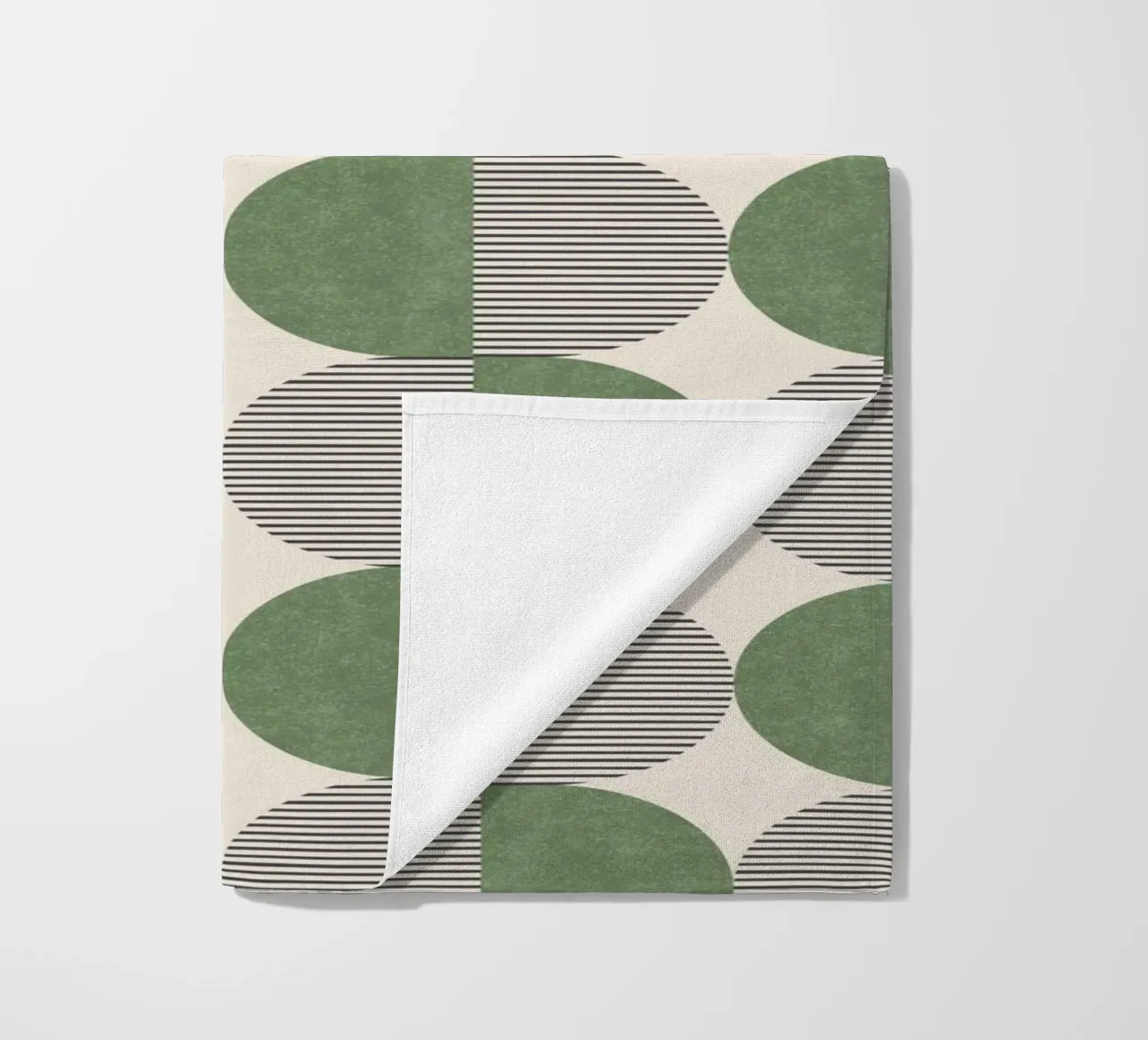 Half-circle Stripes Pattern - Green beach towel by MoonlightPrint