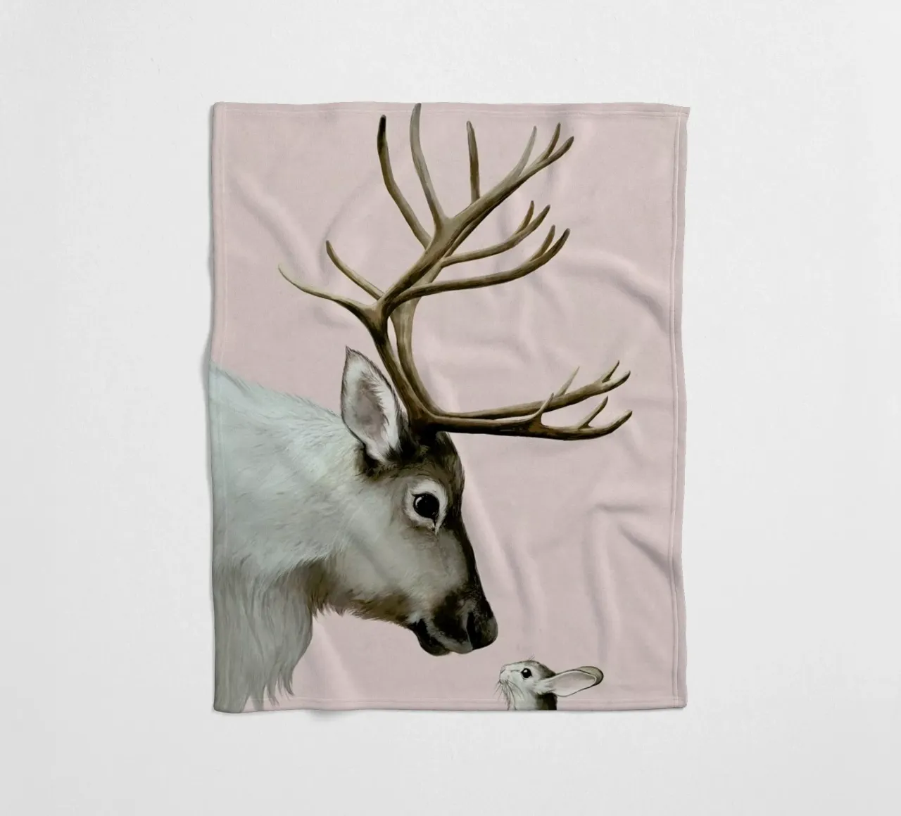 Reindeer And Rabbit coperta in pile da Laura Graves