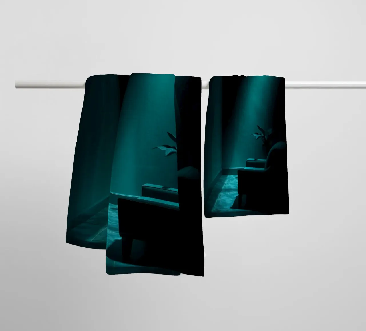 Une abstraction lunatique avec un éclairage sarcelle et un design minimaliste serviette de bain de DesignDoodle