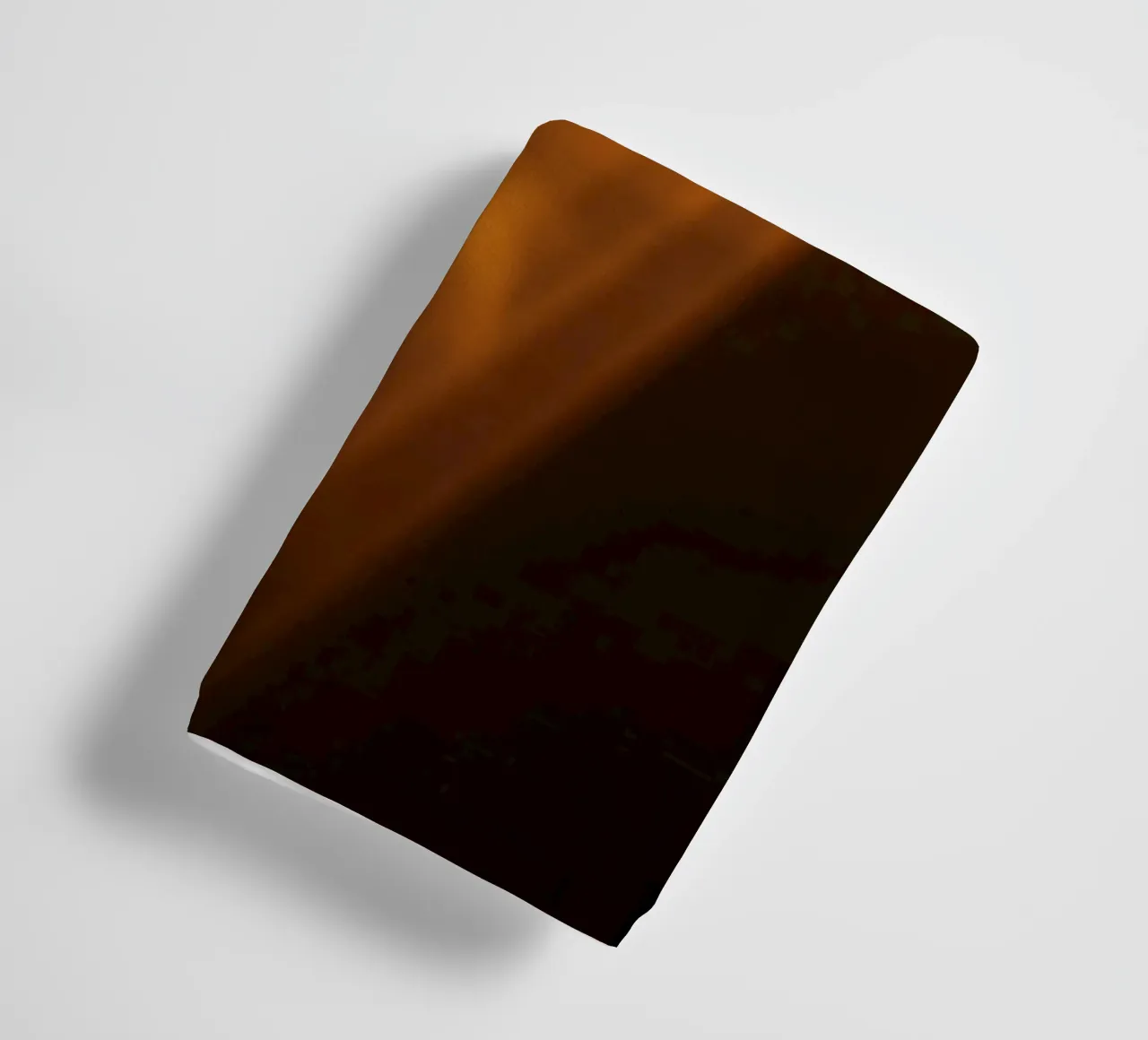 Abstracte warme lichtstralen die door een donkere ruimte filteren badhanddoek van DesignDoodle
