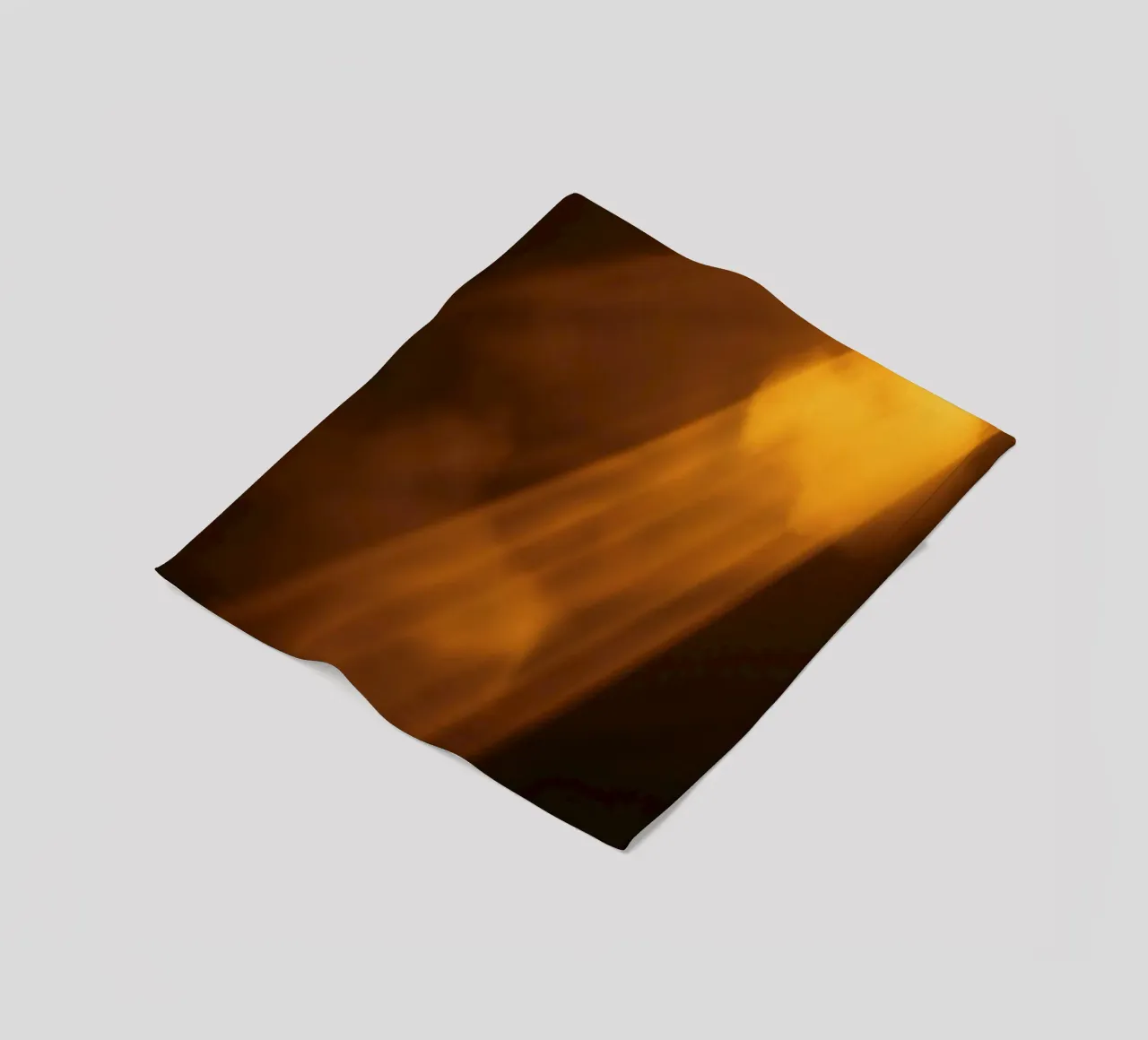 Rayons de lumière abstraits et chauds filtrant à travers un espace sombre plaid polaire de DesignDoodle