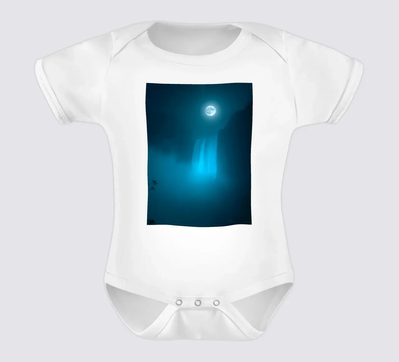 La bellezza di una cascata al chiaro di luna in una notte stellata body neonato maniche corte da DesignDoodle