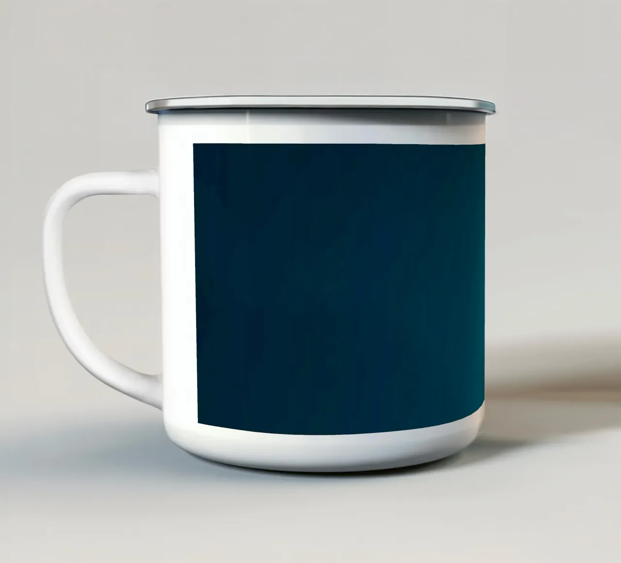 La bellezza di una cascata al chiaro di luna in una notte stellata tazza in smalto da DesignDoodle