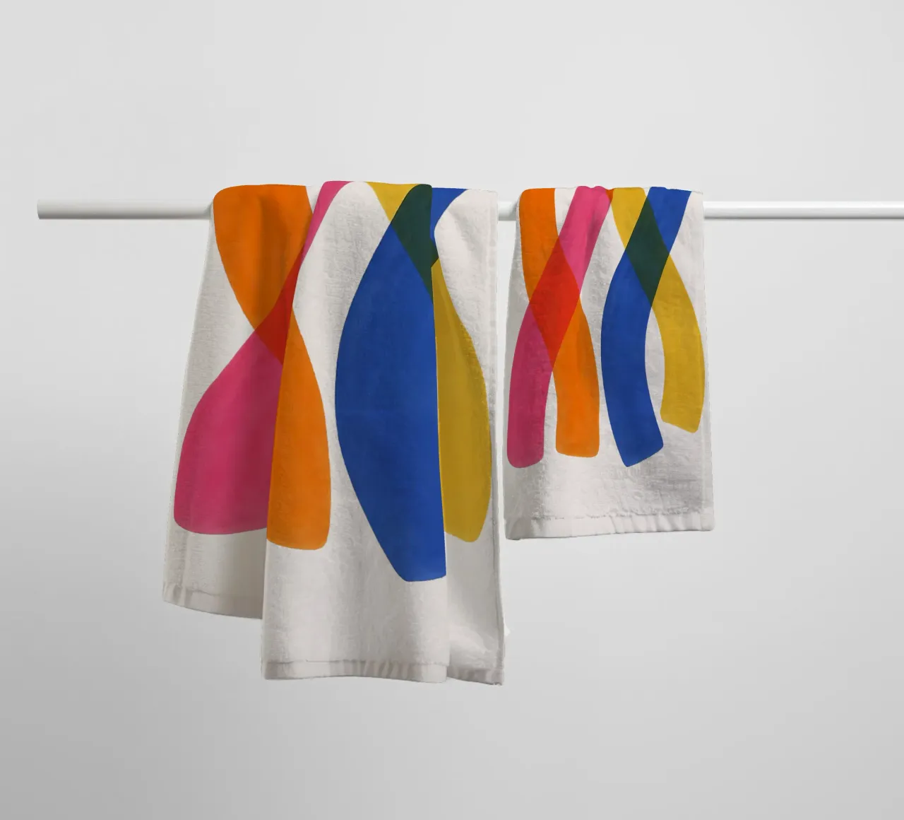 Twisted Spectrum - Flow Form Series Handtuch von SMPLE
