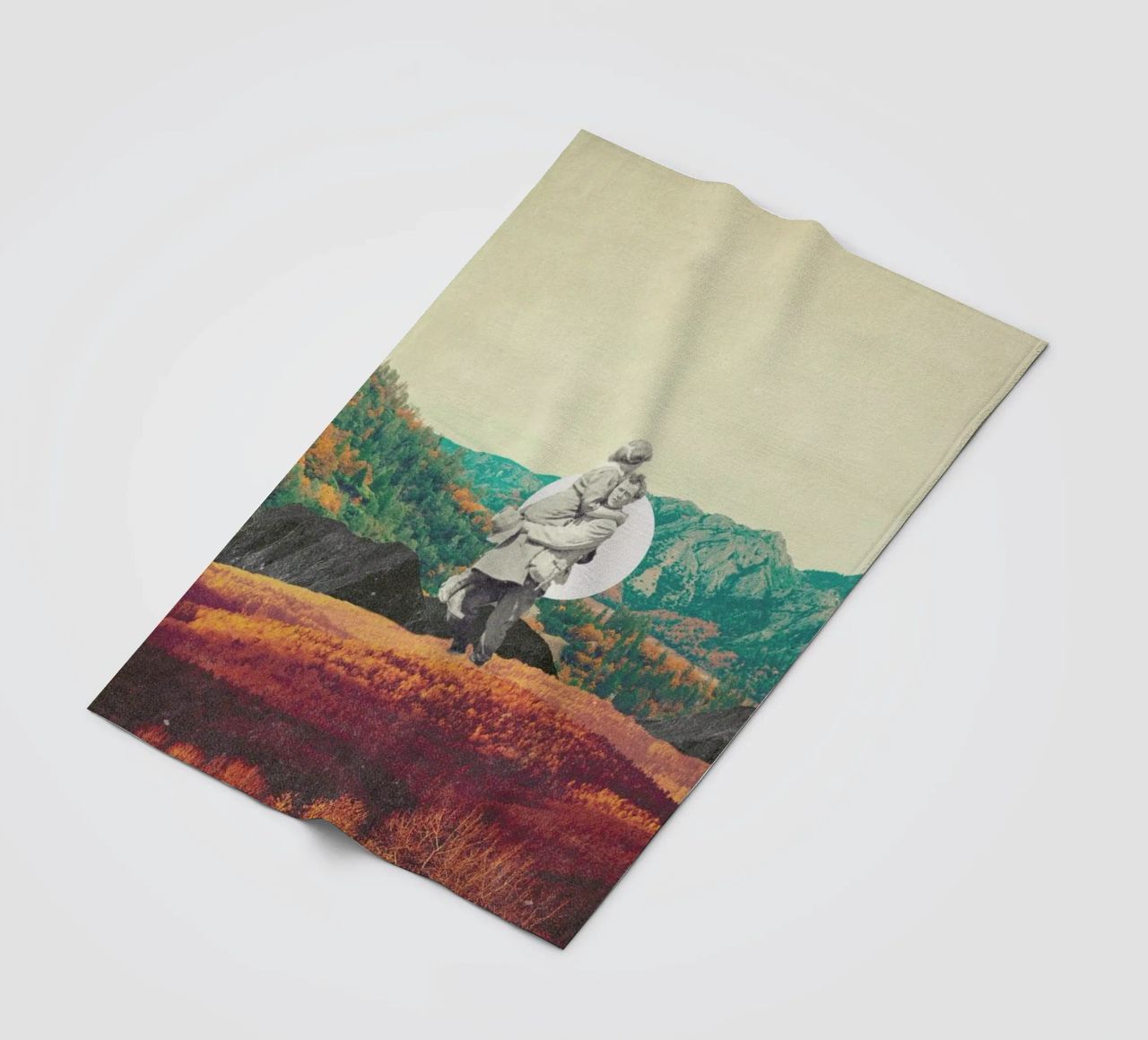 Promises Please Don't Look Back coperta in pile da Frank Moth