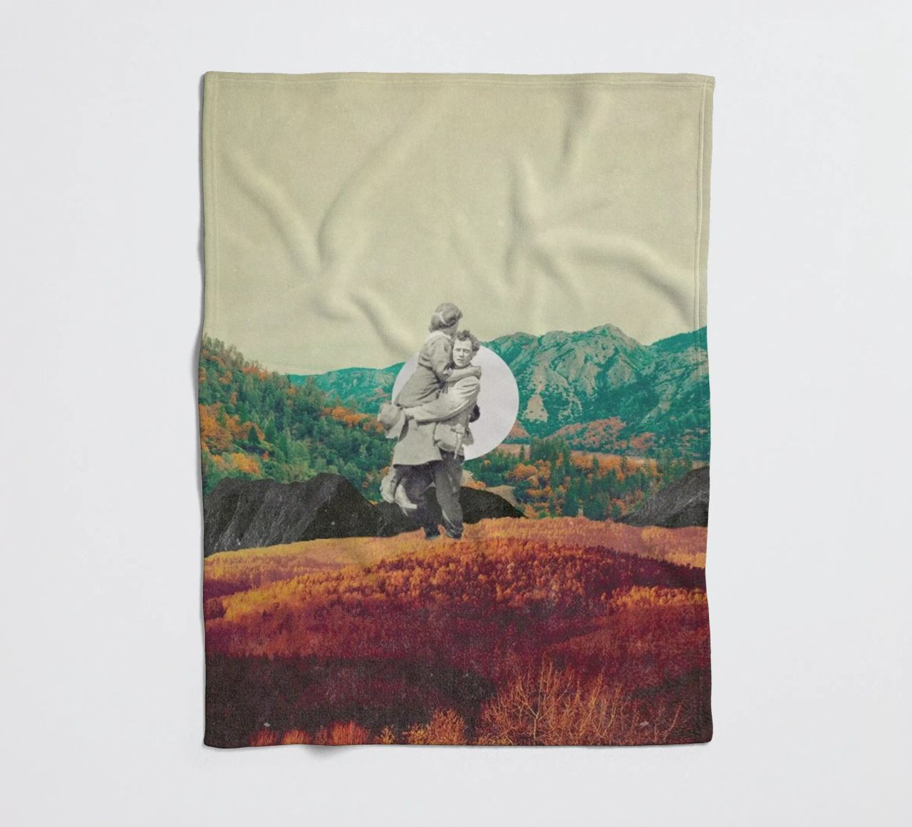 Promises Please Don't Look Back coperta in pile da Frank Moth