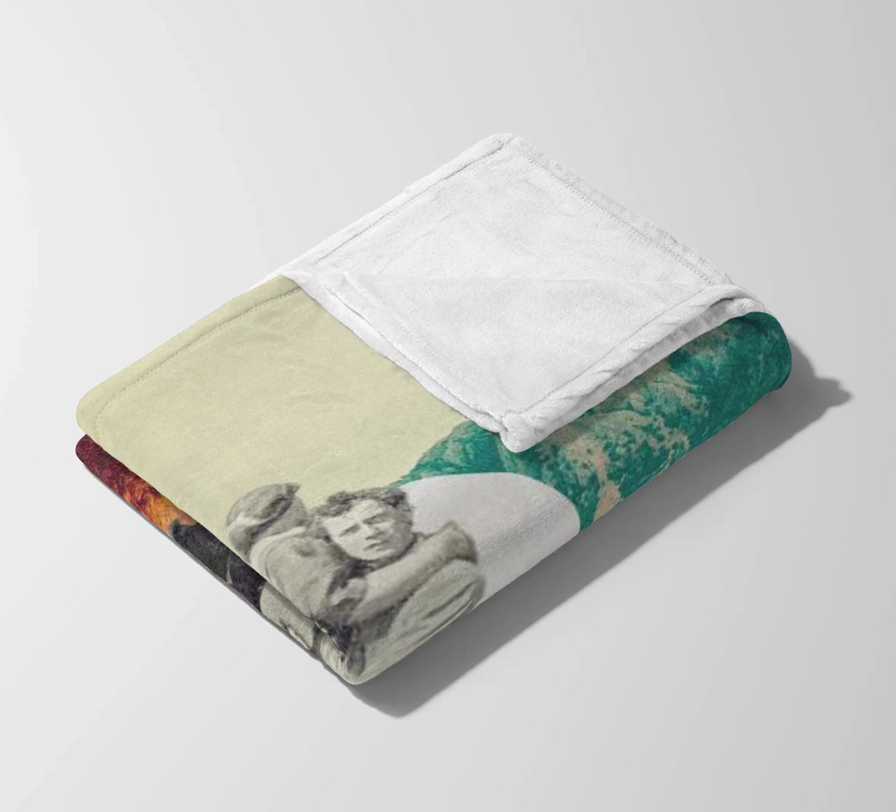 Promises Please Don't Look Back coperta in pile da Frank Moth
