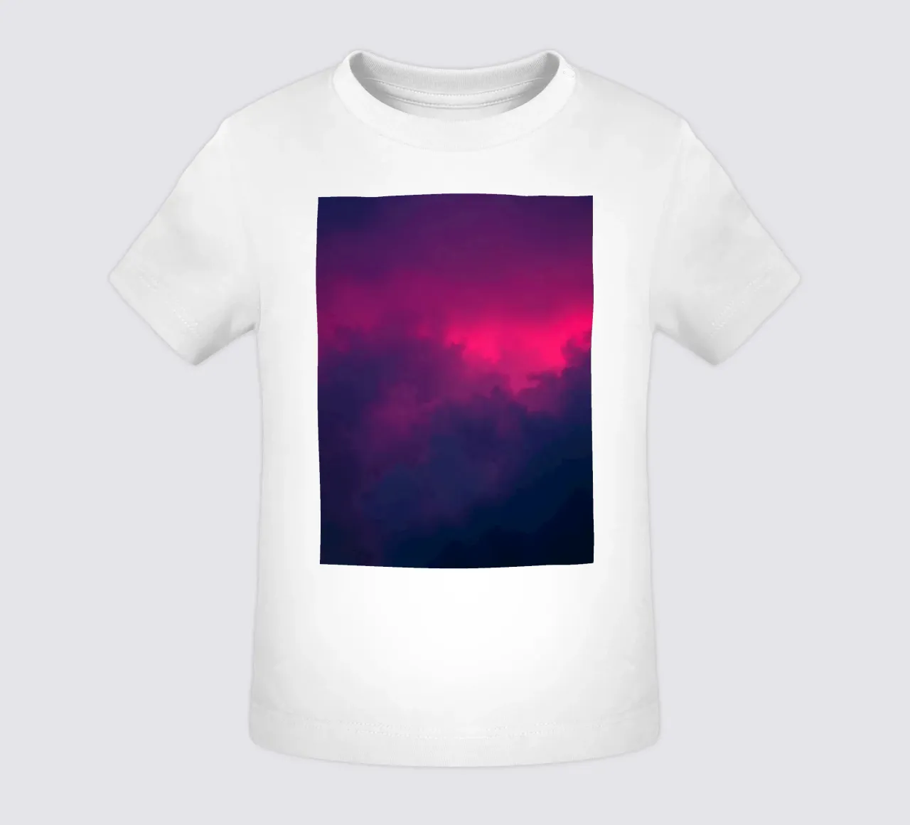 arrière-plan abstrait avec des nuages vibrants et des dégradés doux t-shirt pour bébé de DesignDoodle