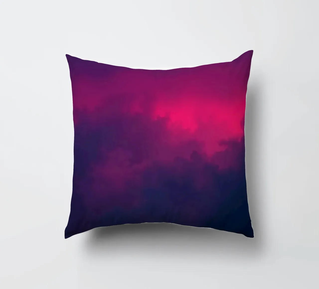 arrière-plan abstrait avec des nuages vibrants et des dégradés doux coussin de DesignDoodle