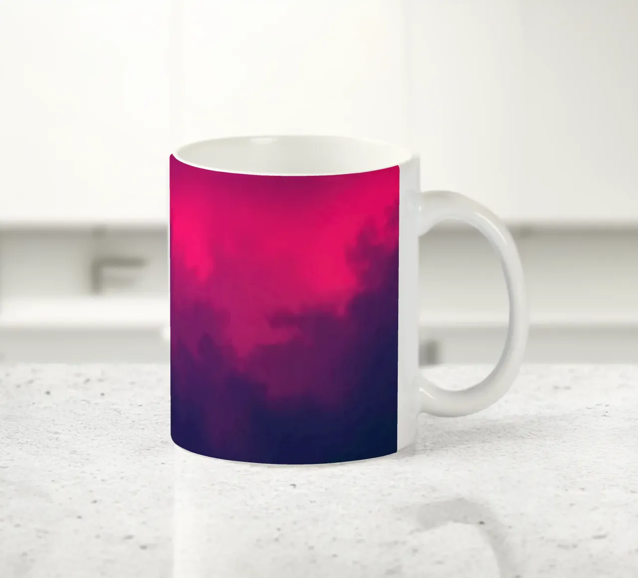 Sfondo astratto con nuvole vibranti e sfumature morbide tazza in ceramica da DesignDoodle