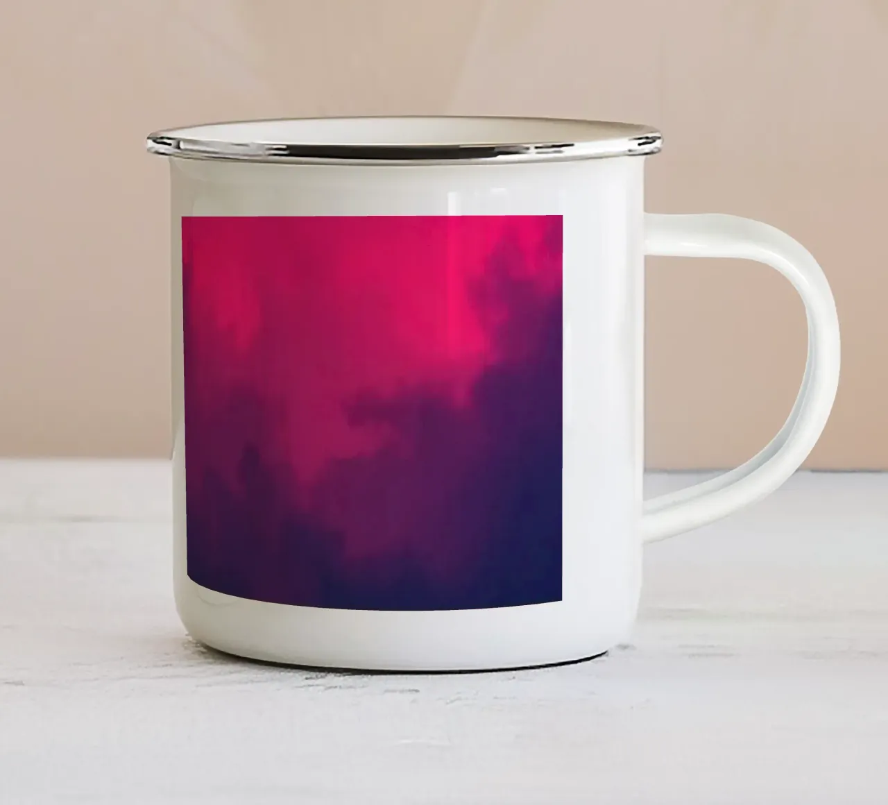 arrière-plan abstrait avec des nuages vibrants et des dégradés doux mug en émail de DesignDoodle