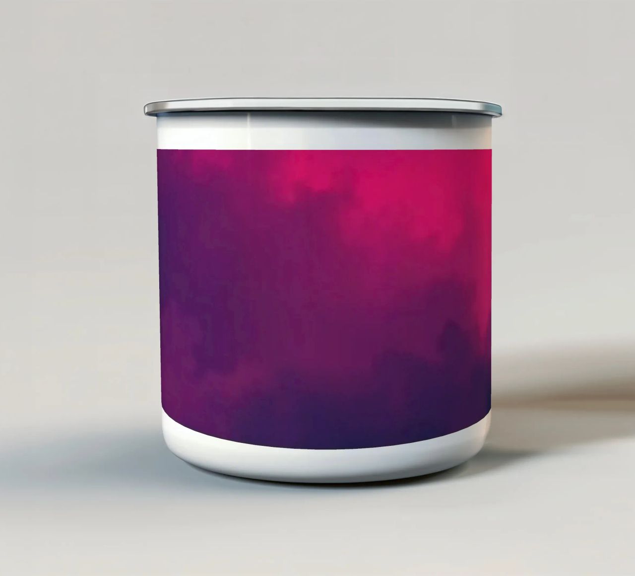 abstrakter Hintergrund mit leuchtenden Wolken und weichen Farbverläufen Emaille Tasse von DesignDoodle