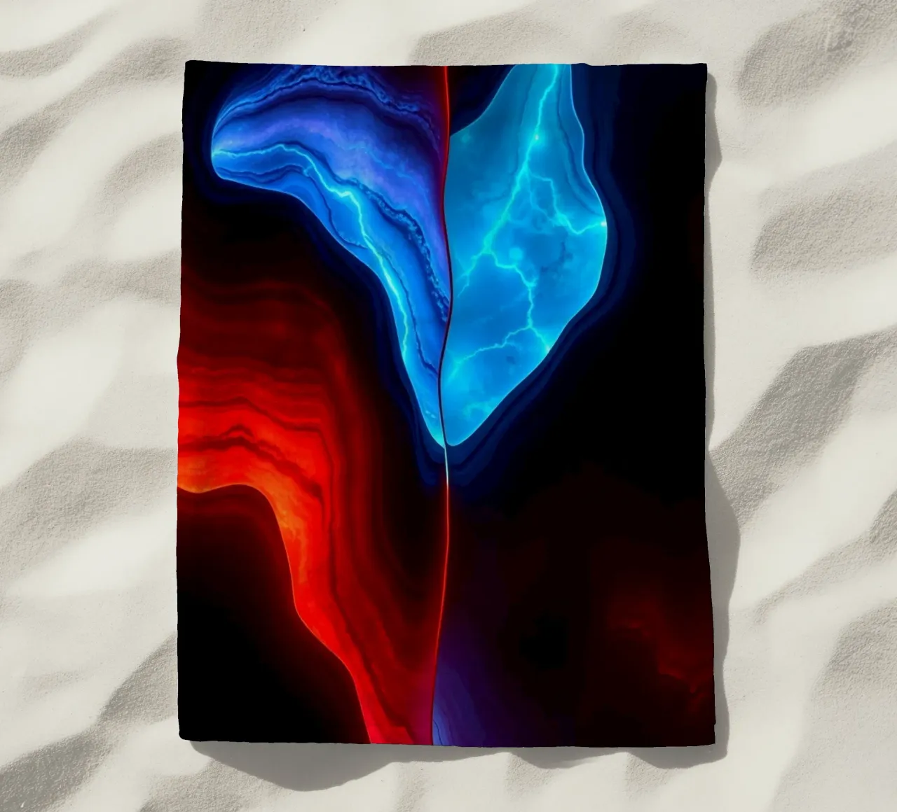 Carta da parati astratta con onde rosse e blu telo mare da DesignDoodle