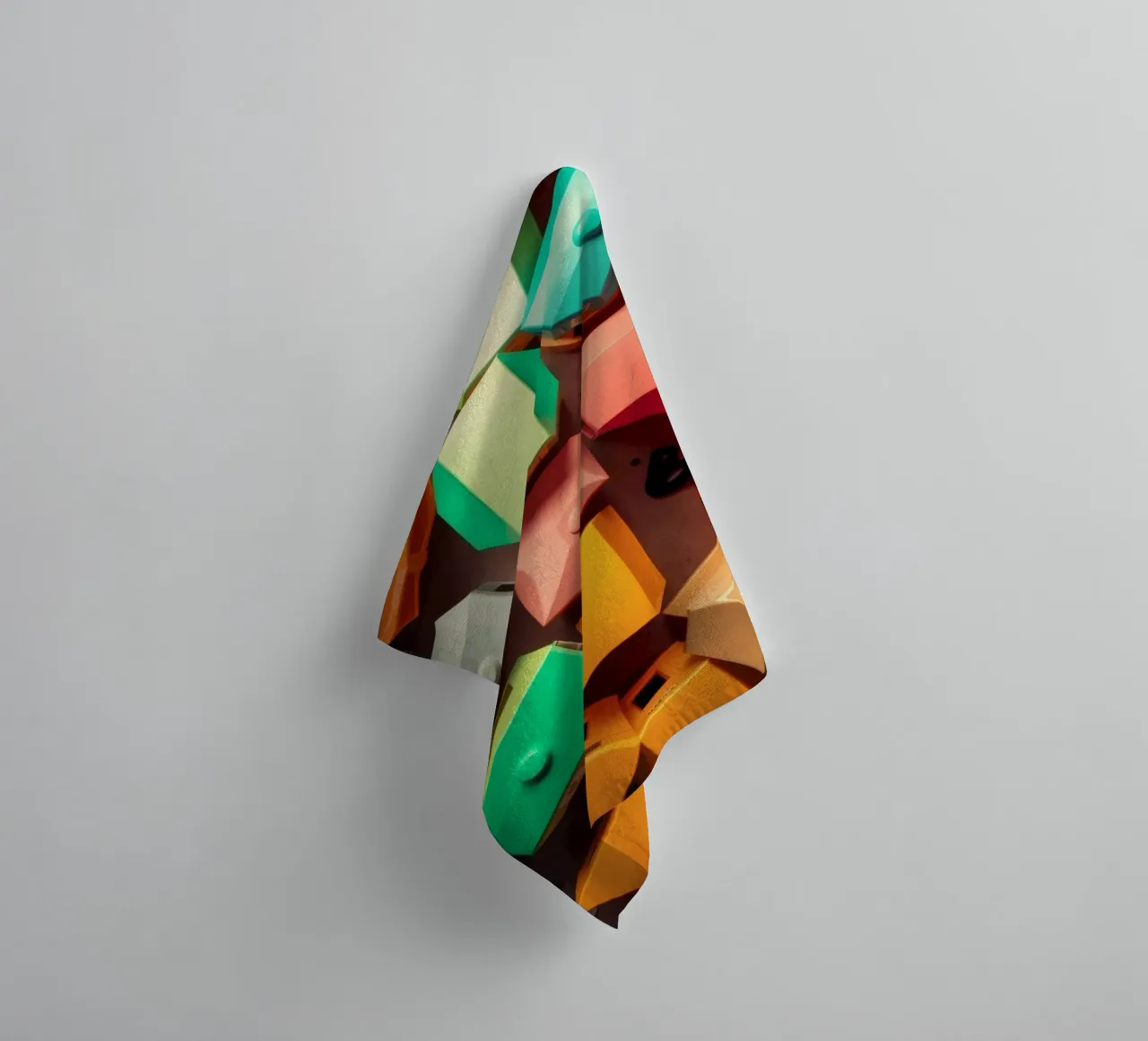 Forme astratte colorate stratificate di forme geometriche asciugamano da bagno da DesignDoodle