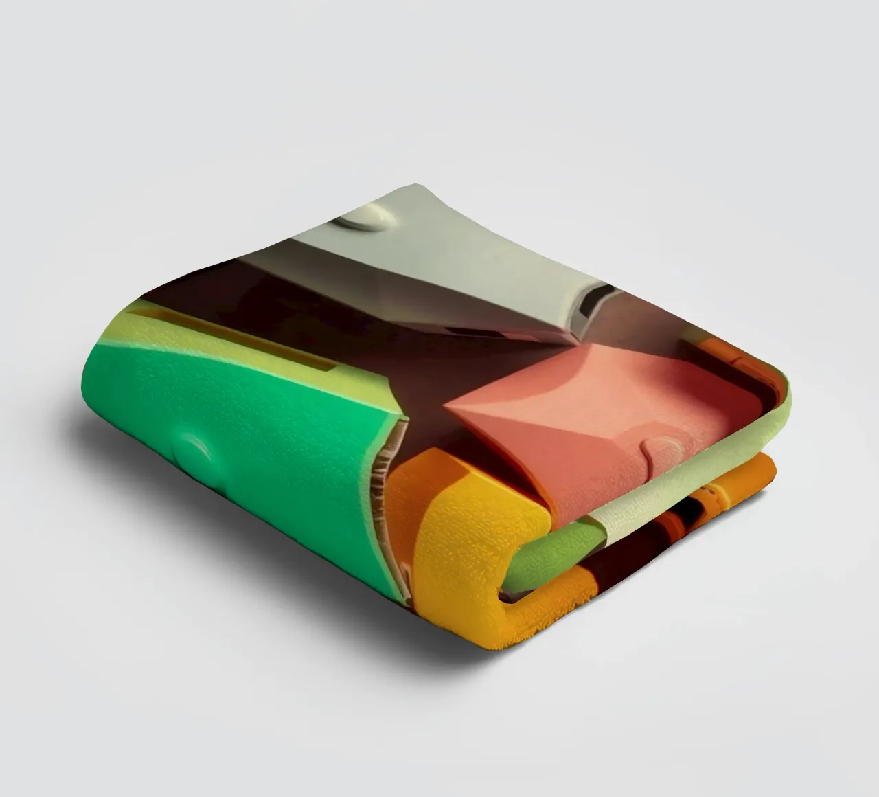 Forme astratte colorate stratificate di forme geometriche asciugamano da bagno da DesignDoodle