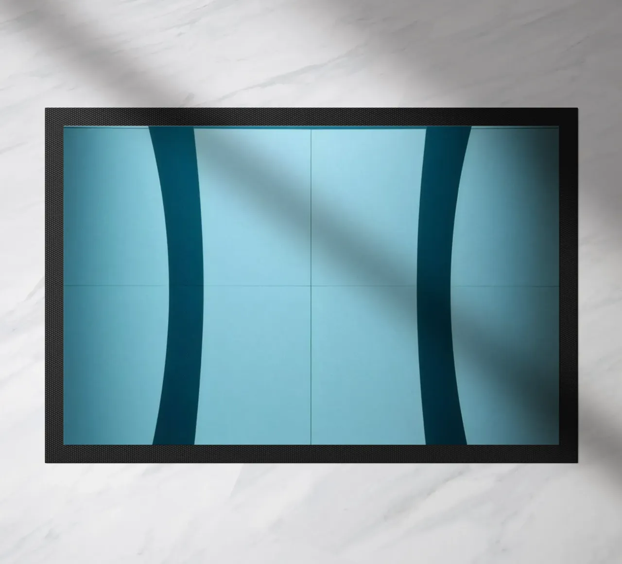 Einzigartiges abstraktes Design mit sanften Kurven und kontrastierenden Fußmatte von DesignDoodle