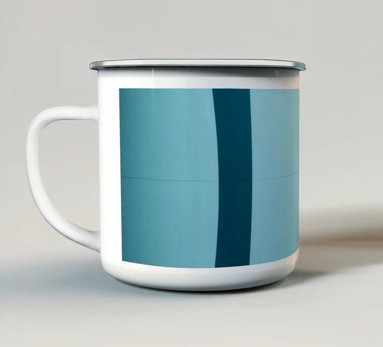 Design abstrait unique avec des courbes douces et des couleurs contrastées. mug en émail de DesignDoodle