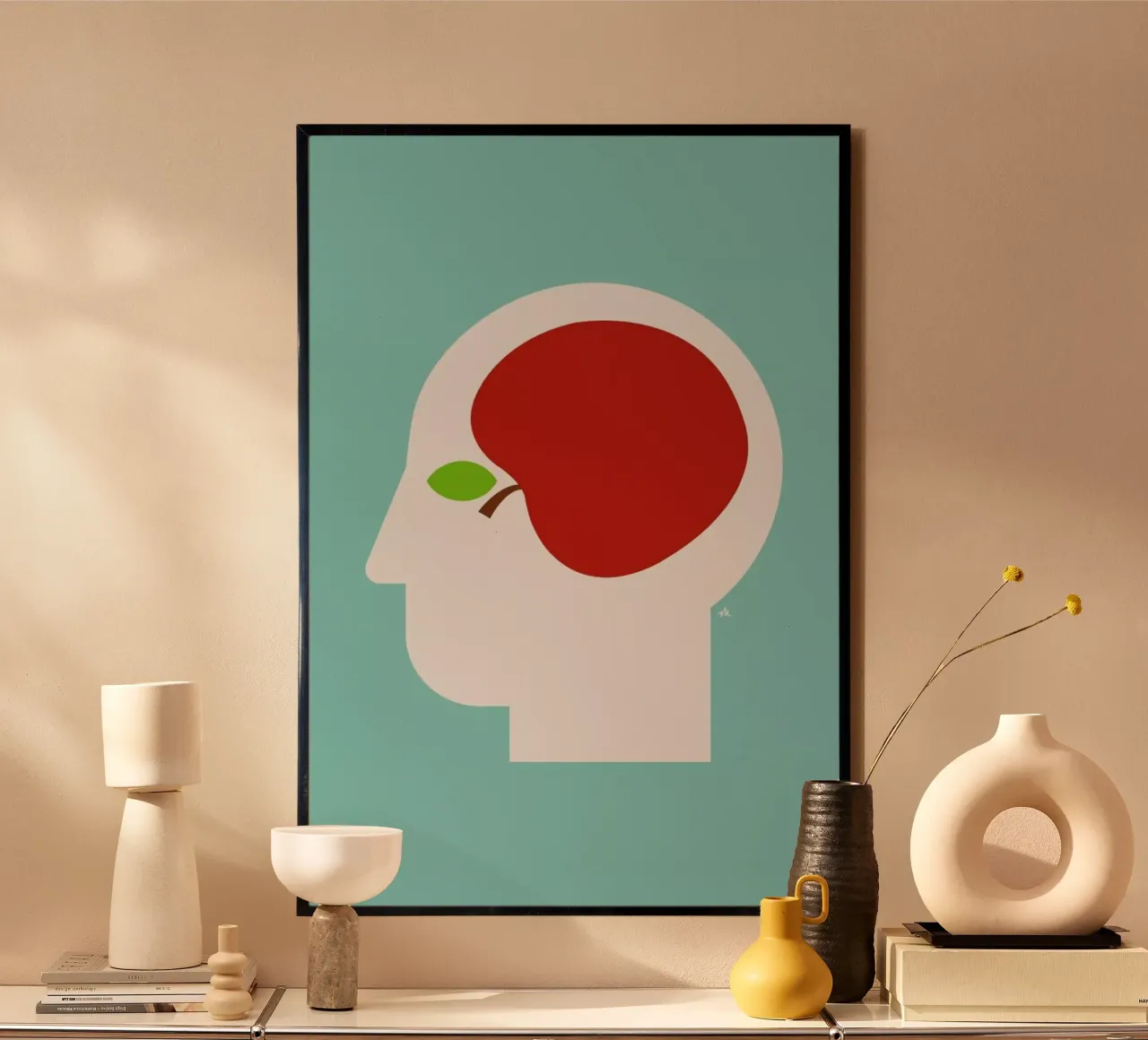 Apple head poster con telaio in legno da Viktor Hertz
