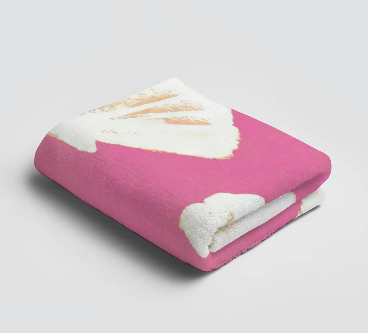 Pink Shells Pattern towel by intemporalis