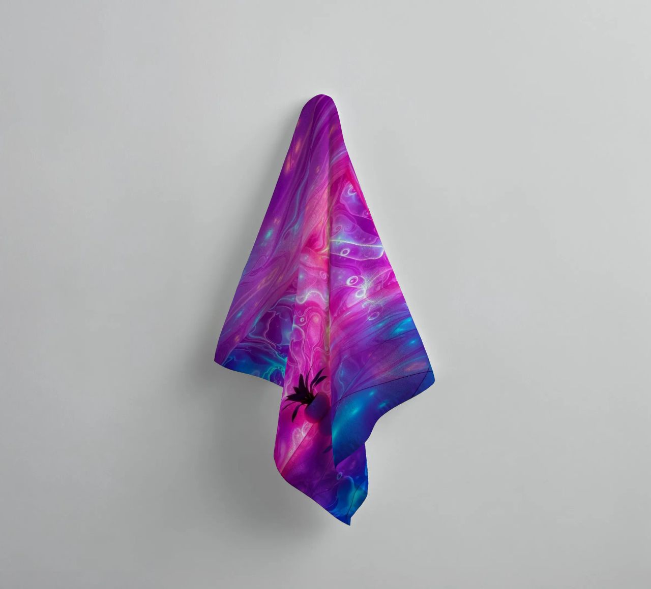 Vivid abstract colorful swirls and reflections modern art toalla de baño de DesignDoodle