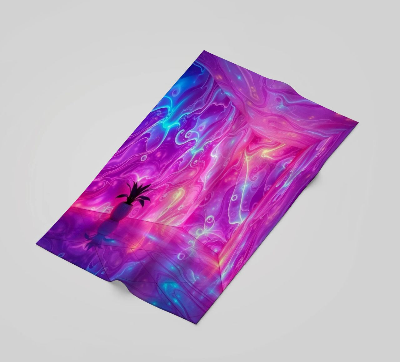 Vivid abstract colorful swirls and reflections modern art telo mare da DesignDoodle