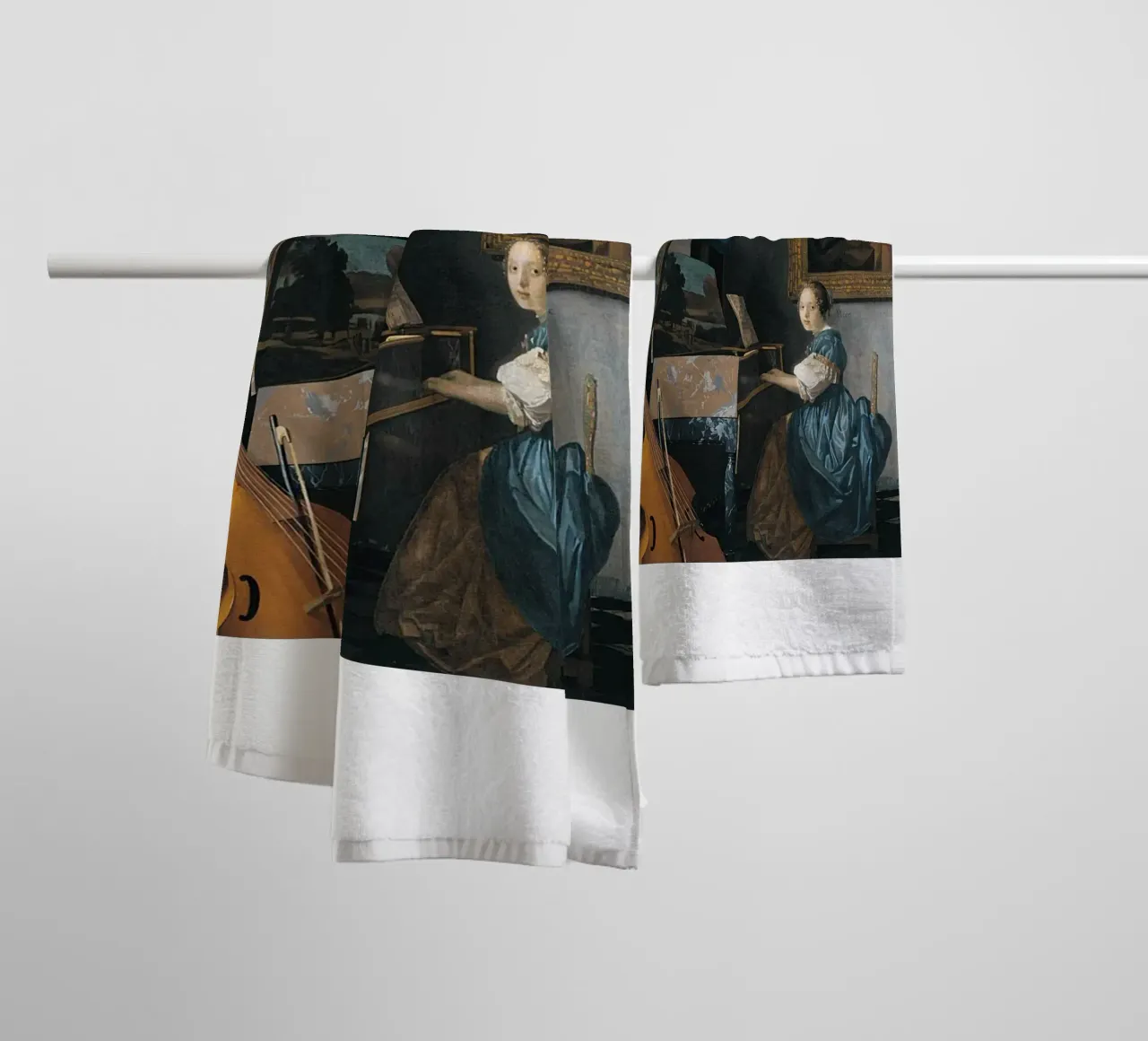 vermeer - femme assise devant un clavier serviette de bain de The Dinda
