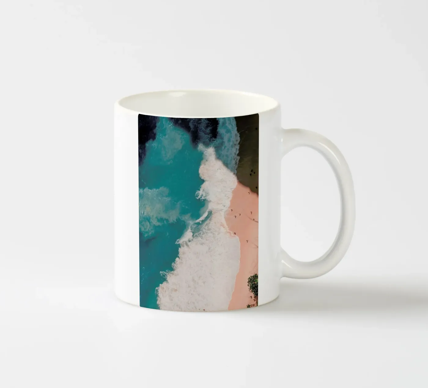 Riptide ceramic mug by METROPOLIS