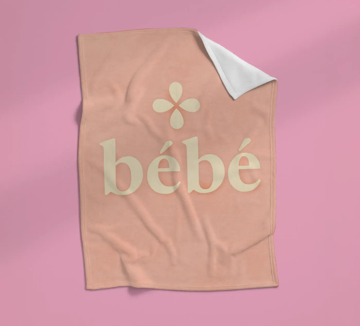 Bèbè fleece blanket by treechild