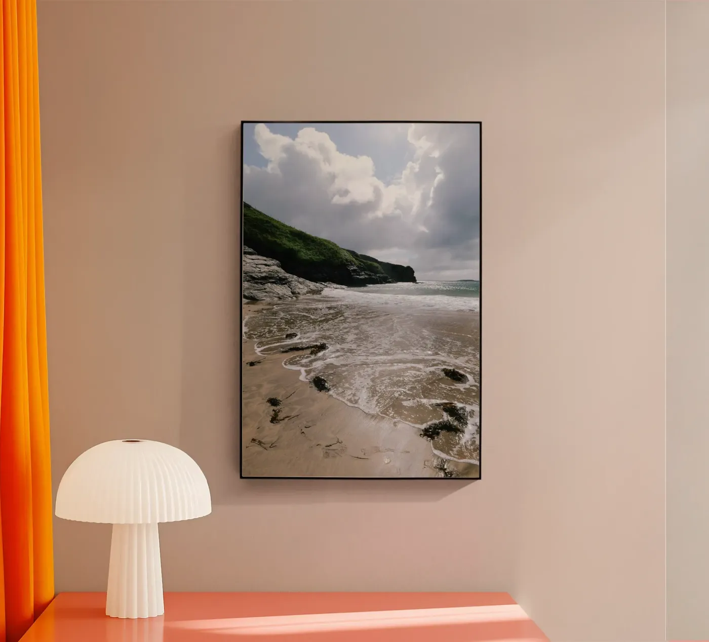 Tra alta e bassa marea plexiglass da Wild Coast Studio