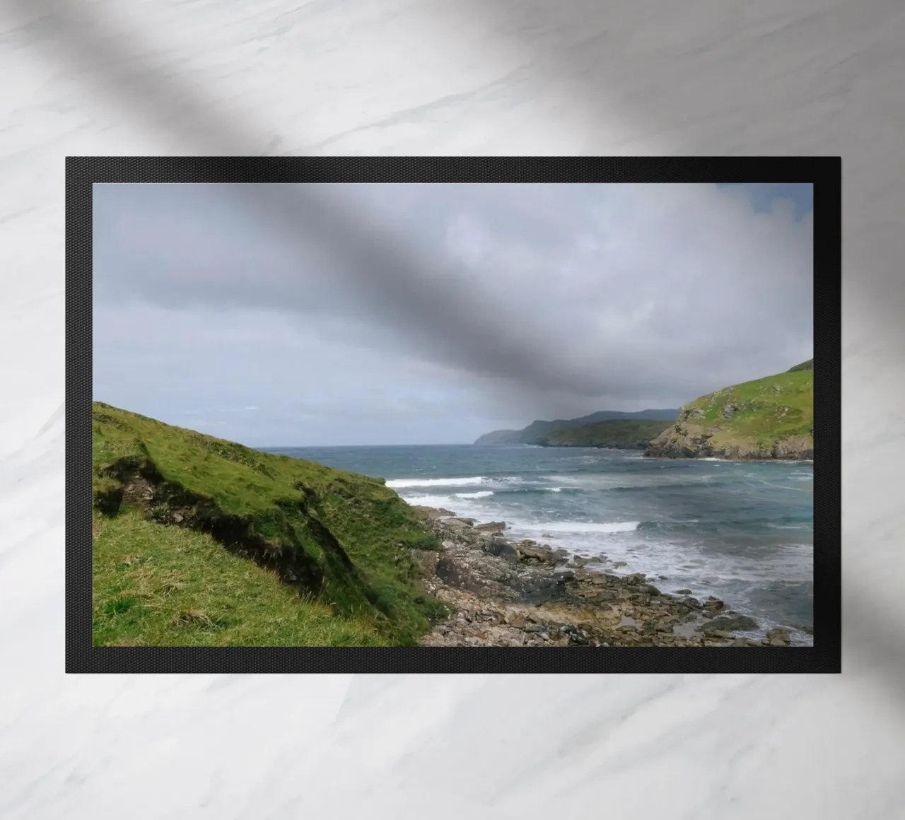 Het groene eiland deurmat van Wild Coast Studio